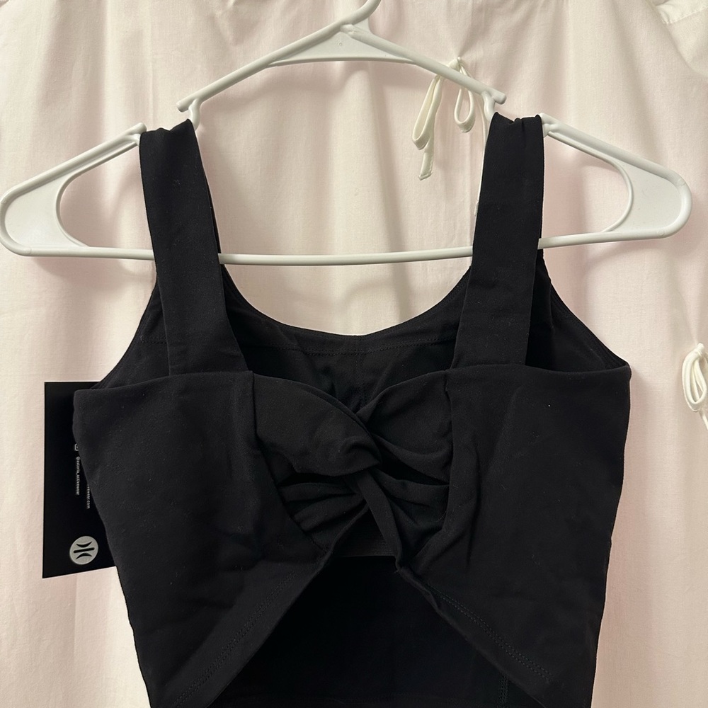 NEW with tags Astoria Activewear LIVE LUXE Crossed Sports Crop - Picture 5 of 7